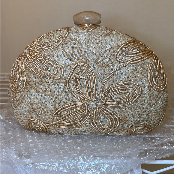 Handbags - Elegant Brocade Clutch